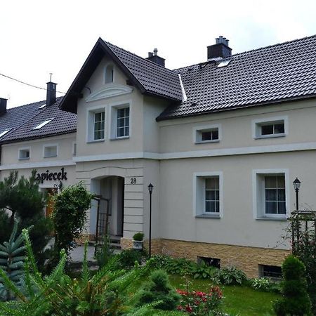 Готель Gosciniec Zapiecek Строне-Шльонське Екстер'єр фото